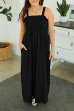 Load image into Gallery viewer, Black maxi dress