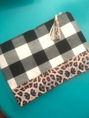 Buffalo plaid Zipper pouch