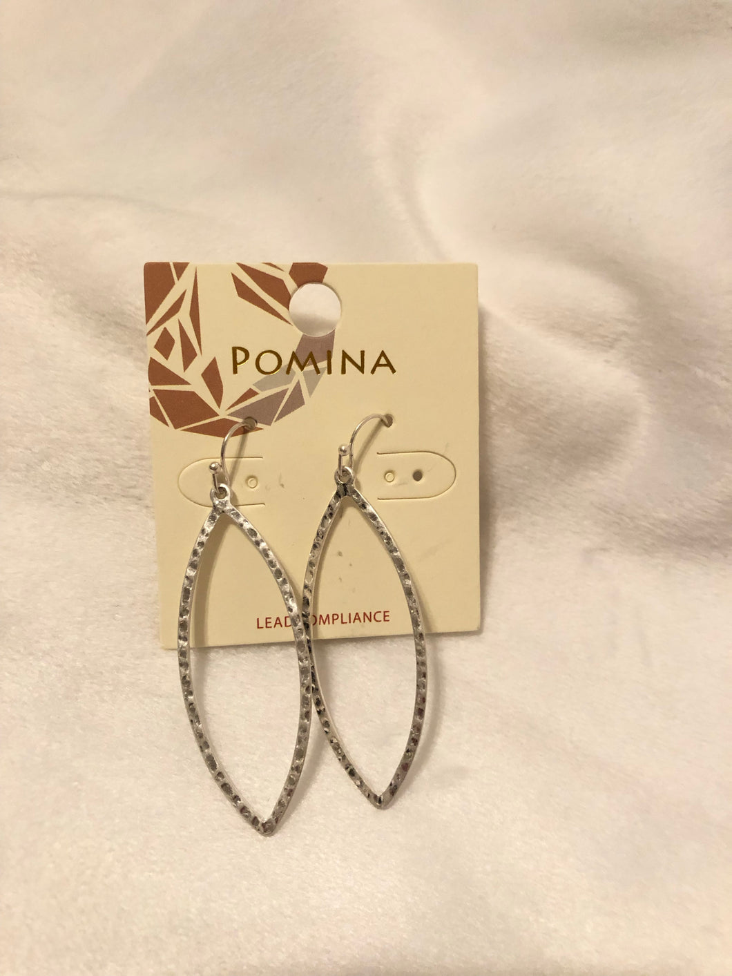 Silver hammered Teardrop earring