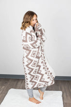 Load image into Gallery viewer, Ivory and tan diamond aztec blanket